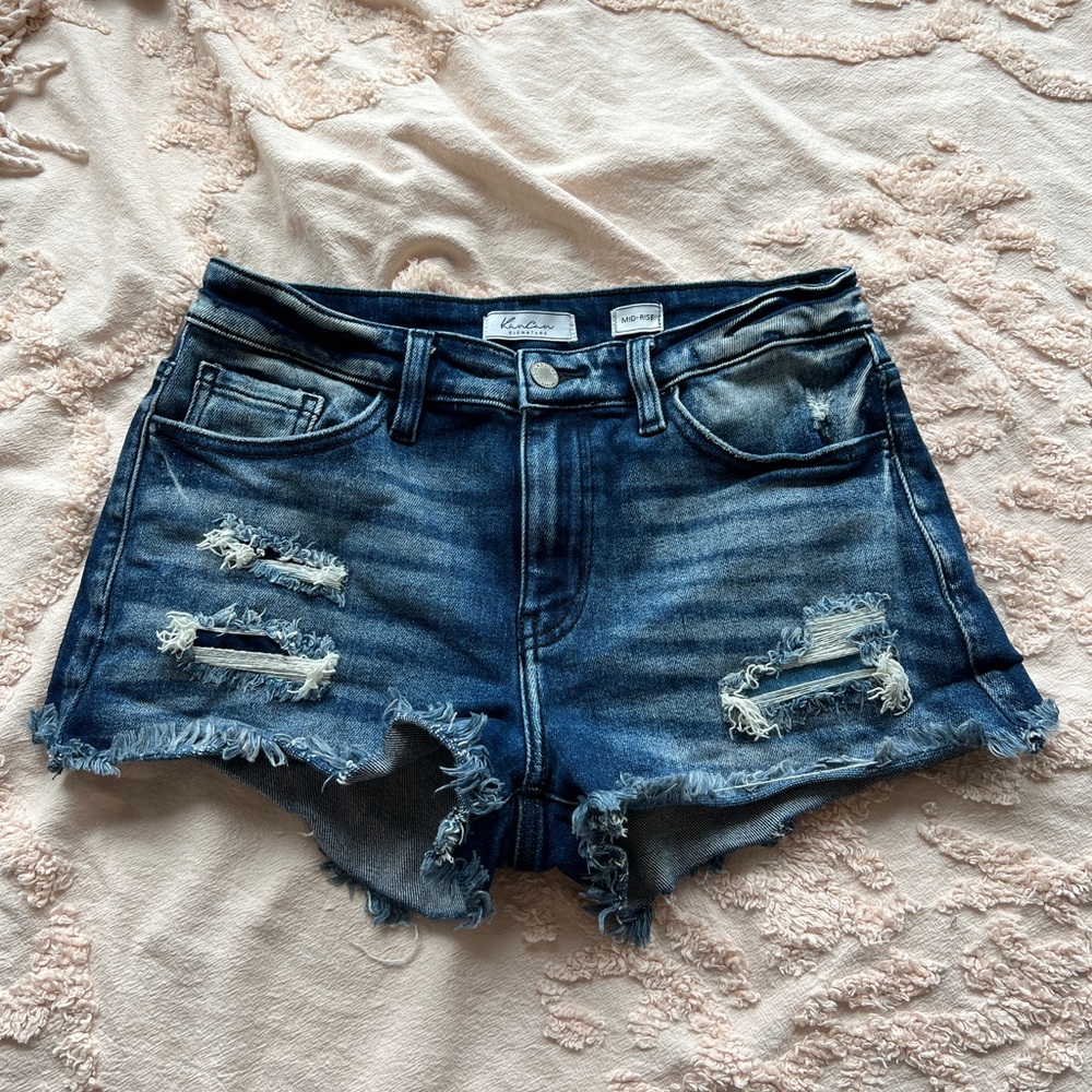 Kancan Jean shorts purchased from BUCKLE SIZE 28